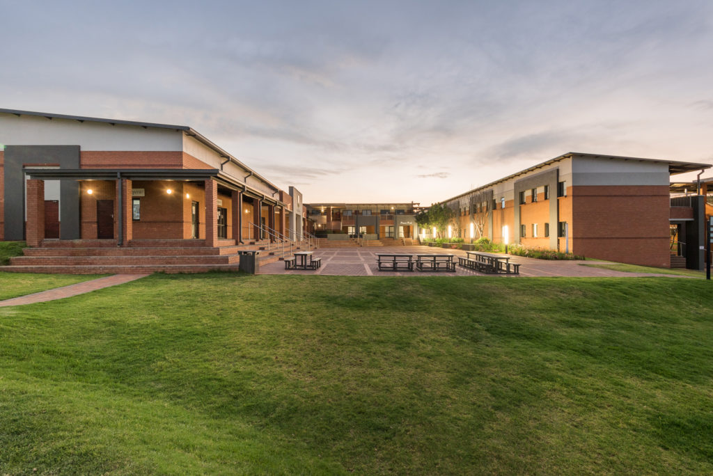 Rene Walker, exterior architectural photography, cityscape, SNA, SNAARCHITECTS, renewalkerphoto, Maragon Private School Olympus